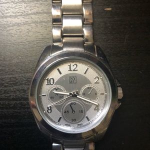 New York & company Watch